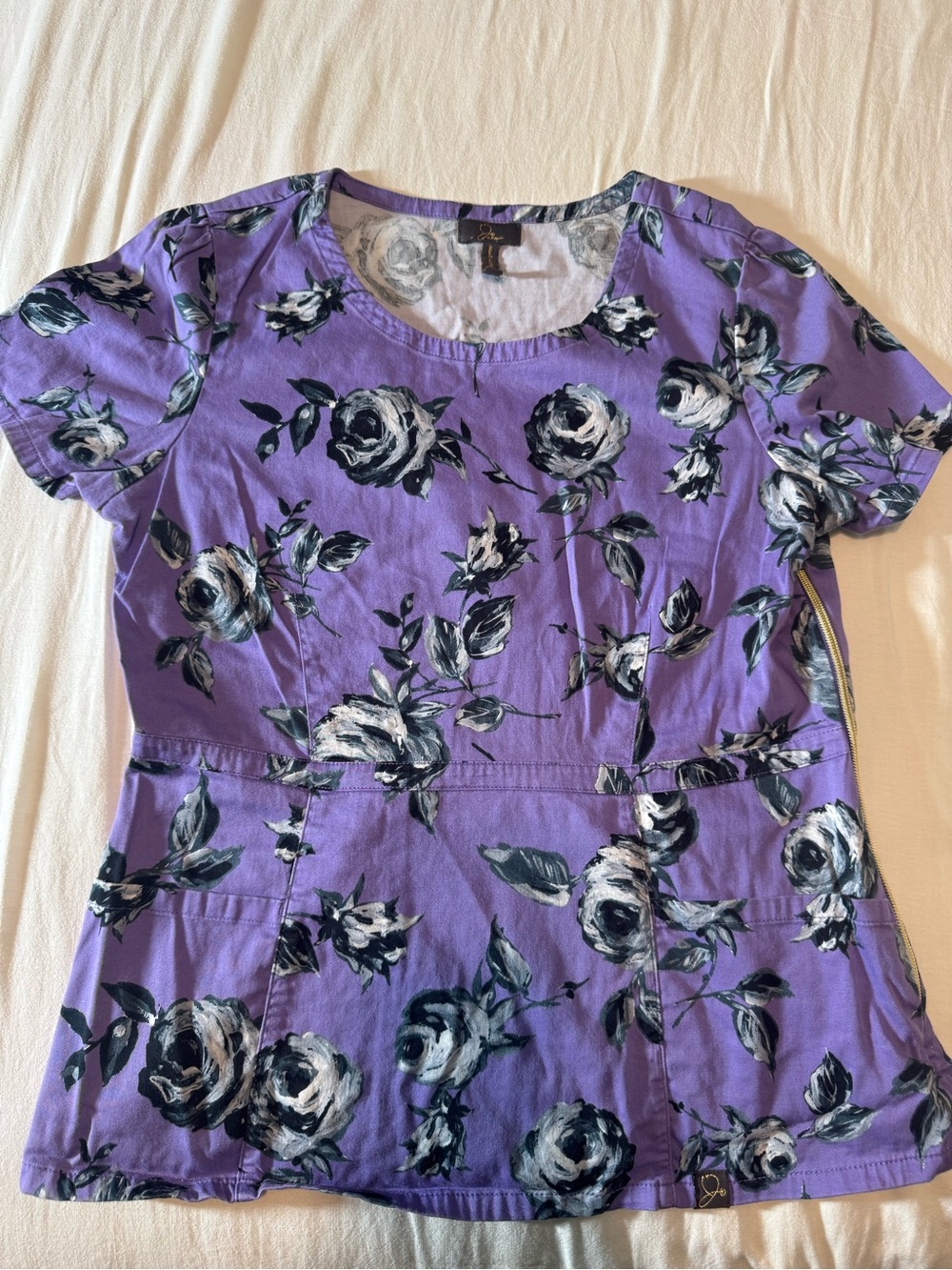 Jaanuu Purple Floral Scoop-Neck Scrub Top